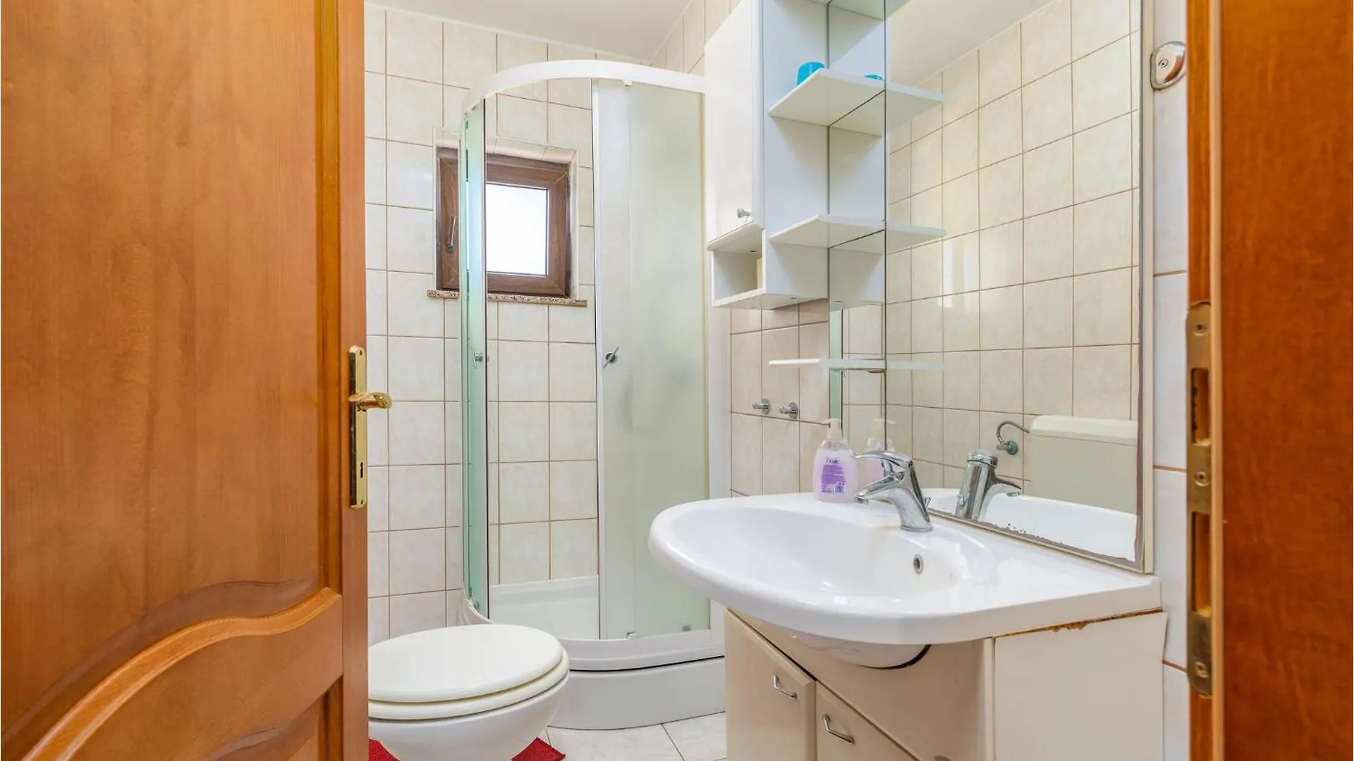 1 Bedroom Amazing Apartment In Pula